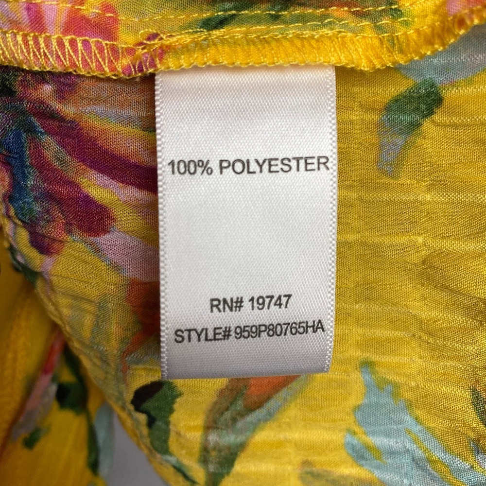 Counterparts Womenʻs Yellow Floral Long Sleeve Smocked Wrist Blouse X-Large - Picture 8 of 8
